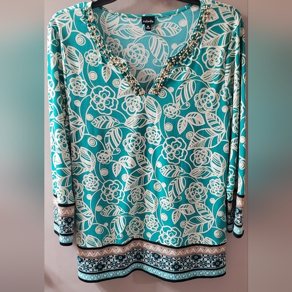 Rafaella Long Sleeve Floral V Neck With Wooded Beading On Neck. Sz M